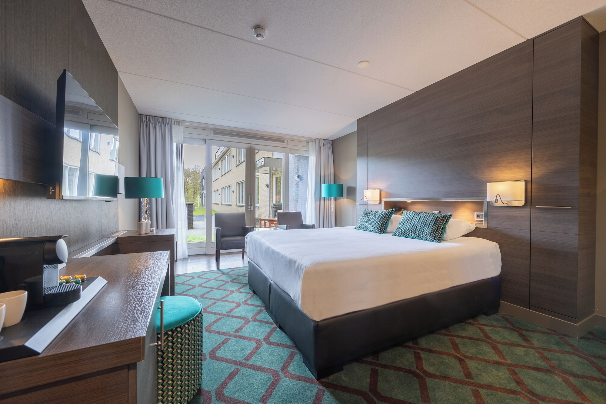 高级双人或双床房，带泡泡浴