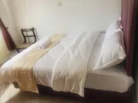 Kiambu Rd Zone 3 Bedrroms Heights Hôtels à : 
