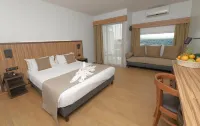 Carayou Hotel & Spa Hotele w: 