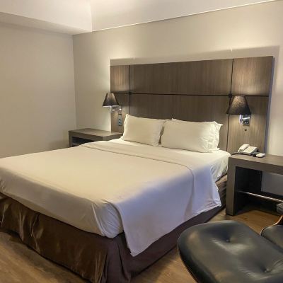 Premium Room Slaviero Essential Curitiba Centro Promo Code
