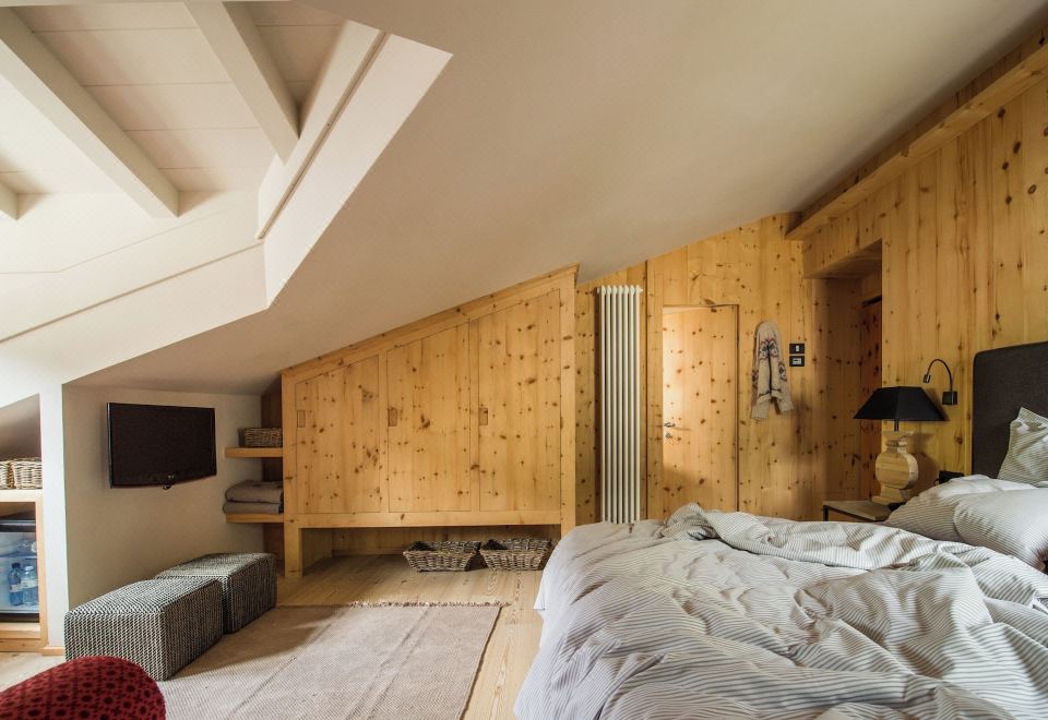 豪华双人或双床房（带阳台）