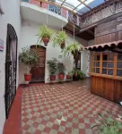 Hostal Lluvia de Oro Hotel di 