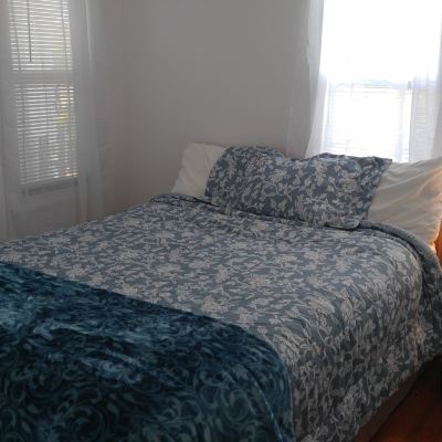 Two-Bedroom Cottage with Kitchen Hillcrest Inn Promo Code
