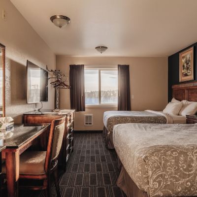 Deluxe Room-2 Queen Beds Aladdin Motor Inn Promo Code