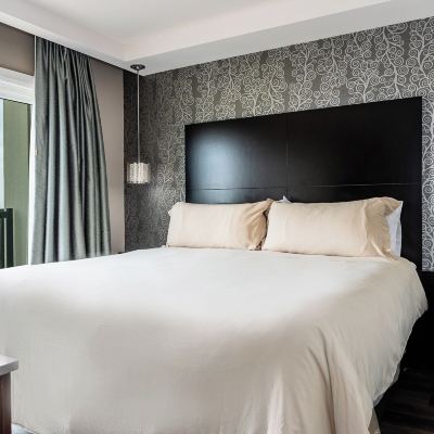 Deluxe Studio Hôtel Shédiac Promo Code