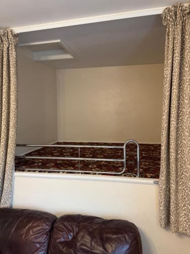 4 Park View One-Bedroom Apartment