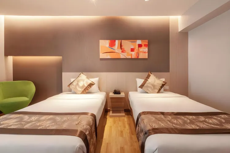 ห้องแสตนดาร์ดเตียงคู่ 