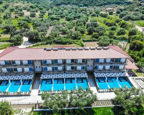 Royal Hotel and Suites Hotels in Políkhronon