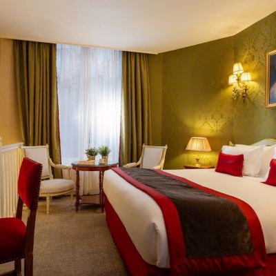 La Pompadour Hotel de Seine Promo Code