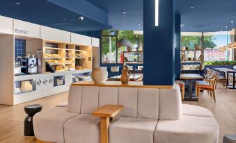 B&B HOTEL Zaragoza Centro - Housity