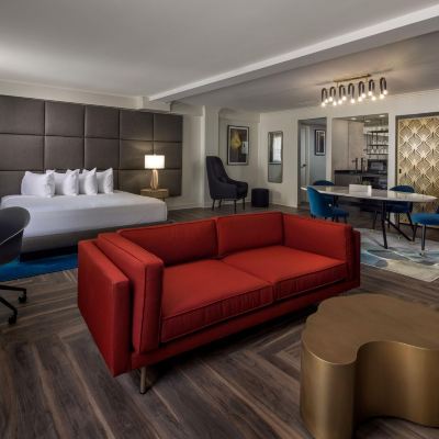 Presidential King Suite Hotel Deco Promo Code