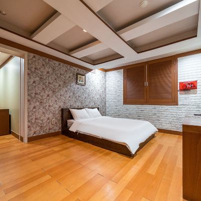스페셜 4인룸 Taebaek Tourist Hotel 쿠폰