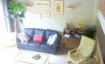 House with 2 Bedrooms in Lunas, with Wonderful Mountain View and Enclosed Garden