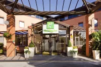 Holiday Inn LEAMINGTON SPA - WARWICK by IHG Отели в г. 