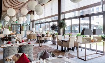 DoubleTree by Hilton Hotel Moscow - Marina