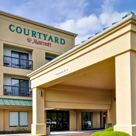 Courtyard Dalton