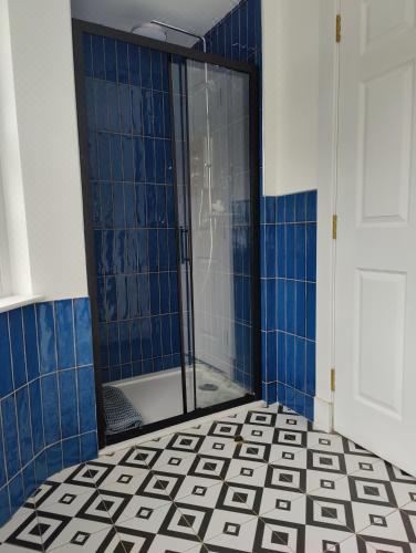 Slateford House 1770 by the House of Danu Three-Bedroom Apartment