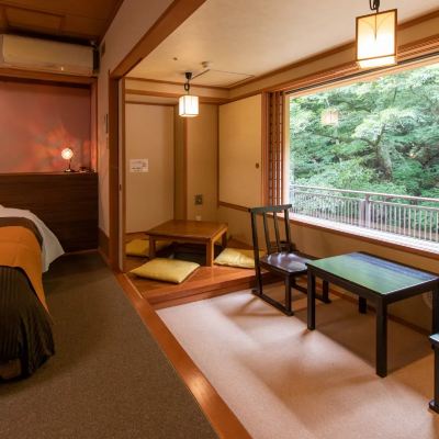 スーペリアツインルーム 四万温泉 四万やまぐち館 クーポン