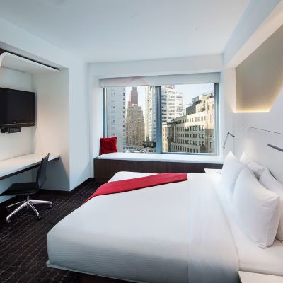 1 King Bed, Non-Smoking The Washington Promo Code