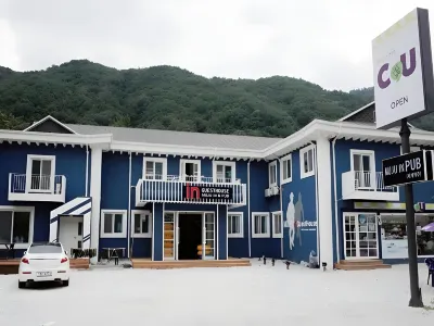 Muju in GuestHouse - Hostel Hotele w: 
