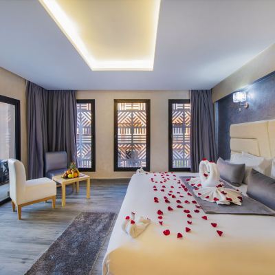 Suite with Jacuzzi Stars Hotel Promo Code