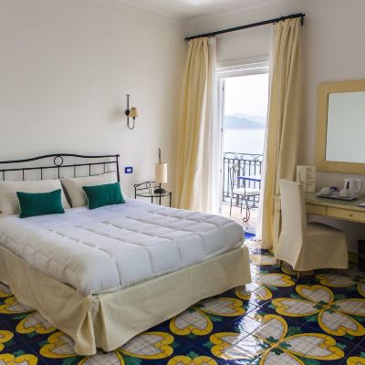 Superior Room, 1 Bedroom, Balcony, Sea View Hotel Cetus Promo Code