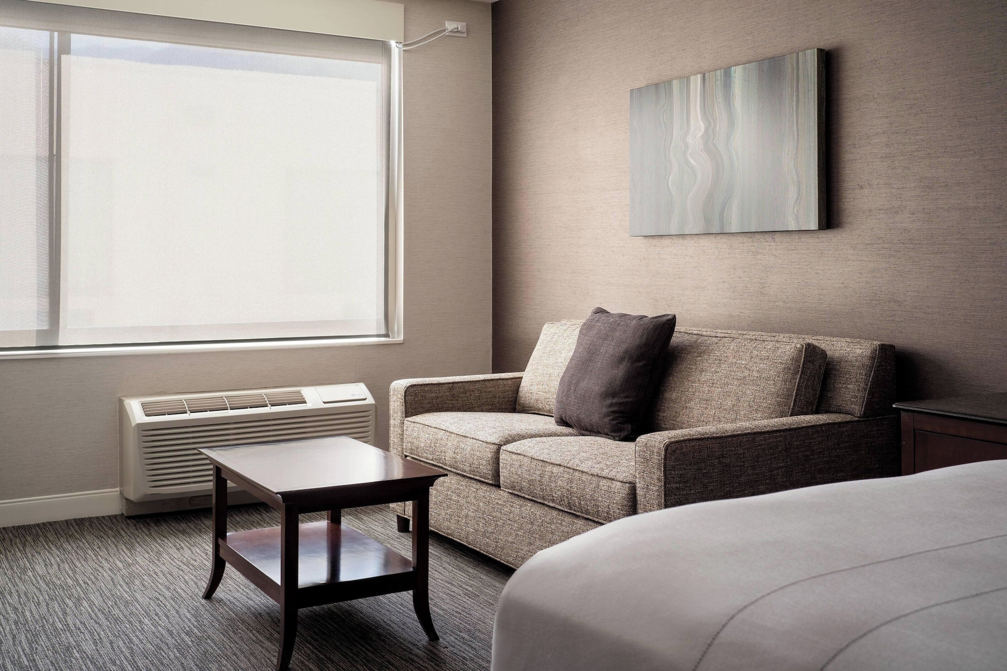 特大床房（带梳化床）