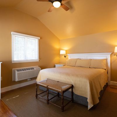 Deluxe Two-Bedroom Cottage Gordon Lodge Promo Code