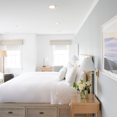 Guest Room White Elephant Hotel Promo Code