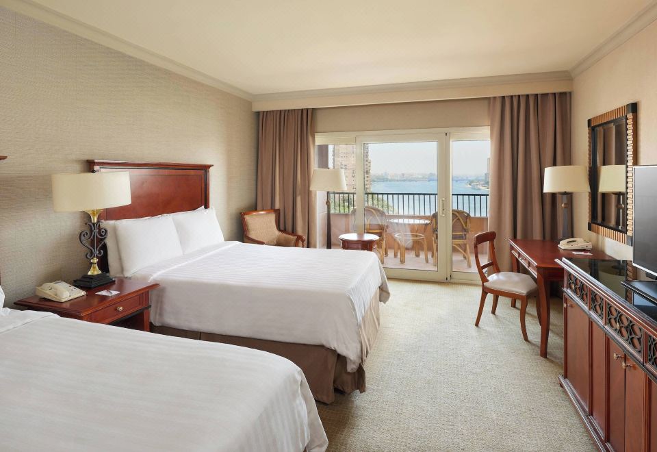 Cairo Marriott HotelExecutive Level, Guest Room, 2 Doubles, High Floor, Balcony