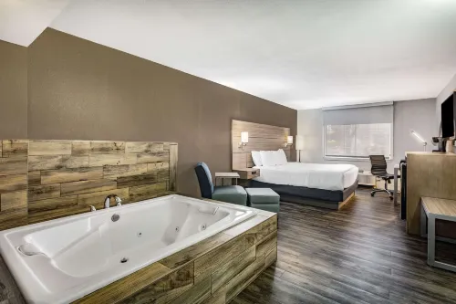 La Quinta Inn & Suites by Wyndham Joplin