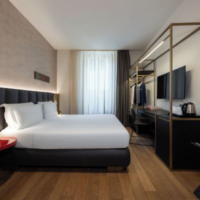 Deluxe Triple Room The Market Urban Hotel Promo Code