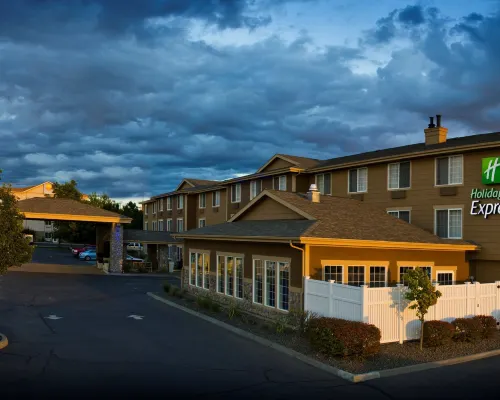 Holiday Inn Express 瓦拉瓦 沃拉沃拉住宿飯店