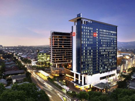 Ibis Bandung Trans Studio