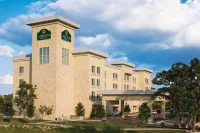 La Quinta Inn & Suites by Wyndham Austin - Cedar Park