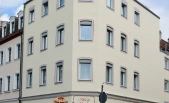 Hotel Konig Humbert