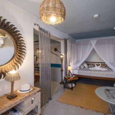 Traditional Villa, Hot Tub (Rock Myth) Rock Villas Complex Promo Code