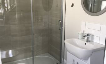 The Studio - Housity