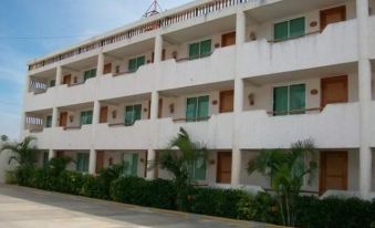 Hotel Palapa Palace Inn