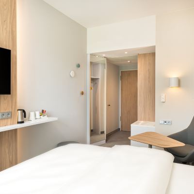 Standard Queen Room with Balcony Holiday Inn Express Rosenheim, an IHG Hotel Promo Code