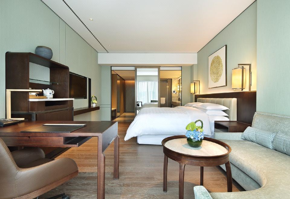 尊貴江景大床房