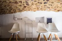 Spitakia