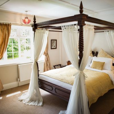 King Four Poster Bed Room