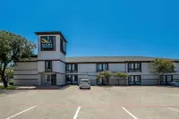 Quality Inn & Suites DFW Airport South Các khách sạn ở 
