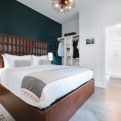 One-Bedroom Room Colton House Hotel Promo Code