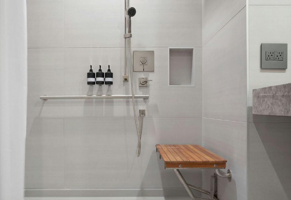 Tetra Hotel,  Autograph CollectionKing Bed Room