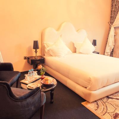 Deluxe Double Room Villa des Ambassadors Promo Code
