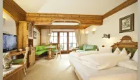 Mirabell Dolomites Hotel Luxury Ayurveda & Spa Hotel a Valdaora di Mezzo