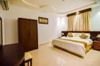 Deyala Hotel Suites