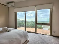 Cape Schanck Golf and Ocean Views Holiday Villa Hotels in Flinders